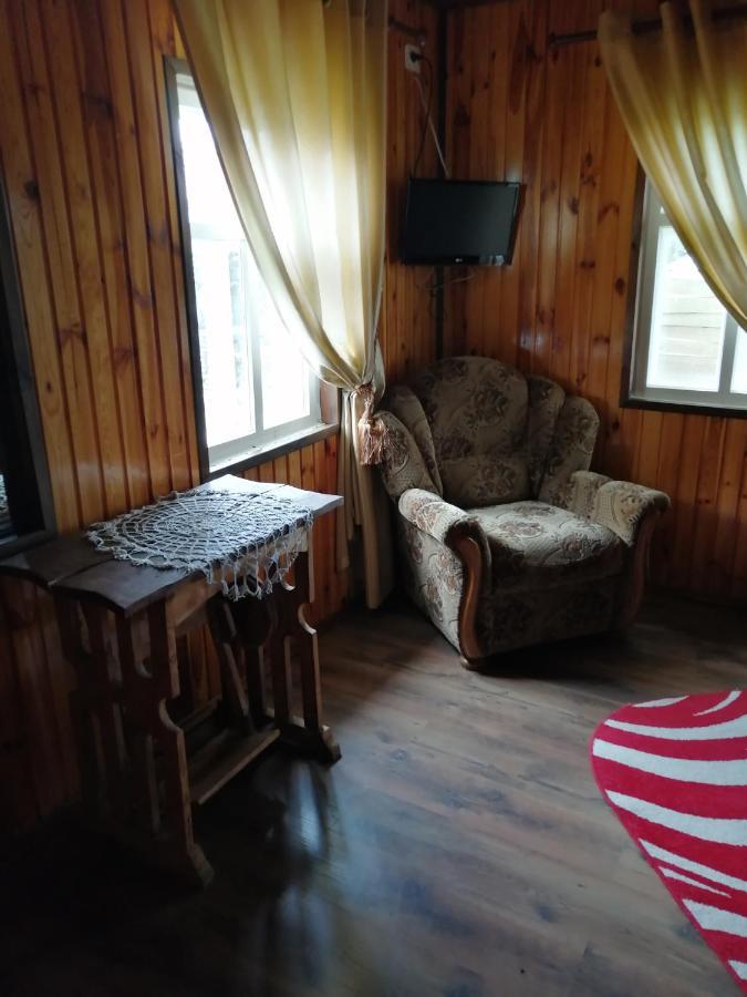 Hotel Usadba Kupalinka Ostrovo Exterior foto