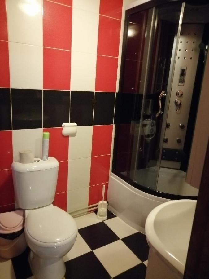 Hotel Usadba Kupalinka Ostrovo Exterior foto