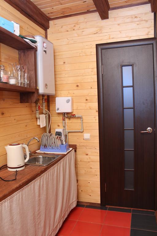 Hotel Usadba Kupalinka Ostrovo Zimmer foto