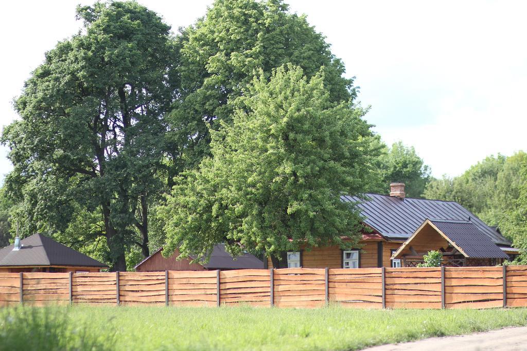 Hotel Usadba Kupalinka Ostrovo Zimmer foto